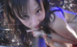 ダンス経験のあるエロい素人が巨根ディルドに跨り騎乗位オナニーでイキまくる！