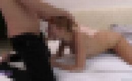 セクシーなジンジャー、ドリー・ダイソンがブラッドとマットを