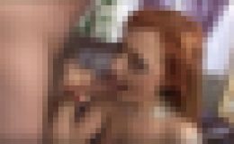 無修正、赤毛のPAWGがアナルを激しく突かれる