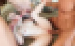 無修正、小柄なブロンド美女ヘイリー・スペードスの熱い乱交